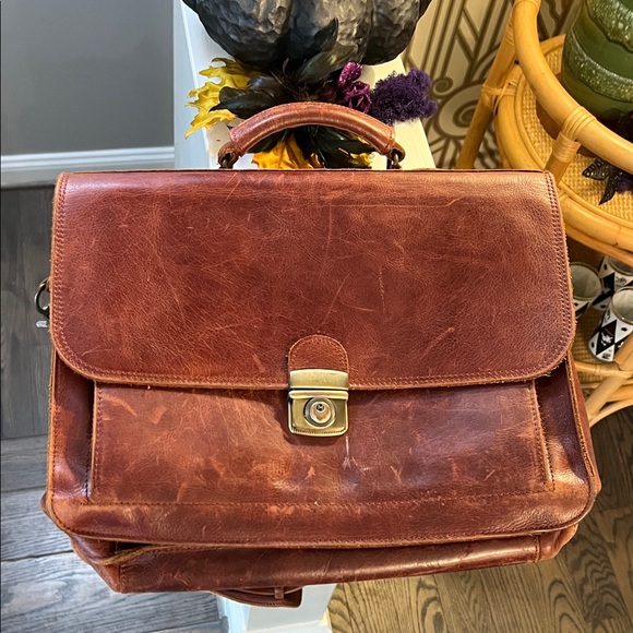 Vintage Brown Leather briefcase/satchel - Picture 1 of 12